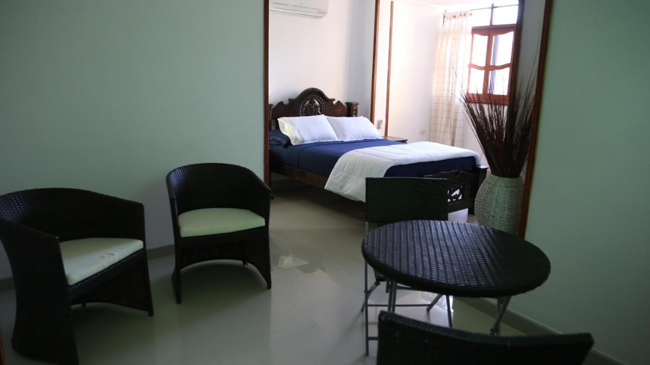 Hostal Pelikan Taganga Luaran gambar